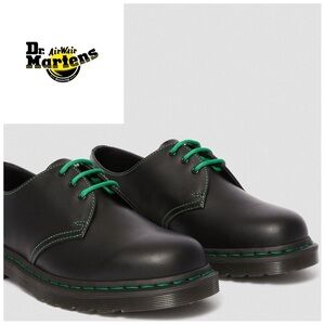 NWOT Dr. Martens 1461 GS Black Smooth Oxford Shoes with Green Contrast Stitching